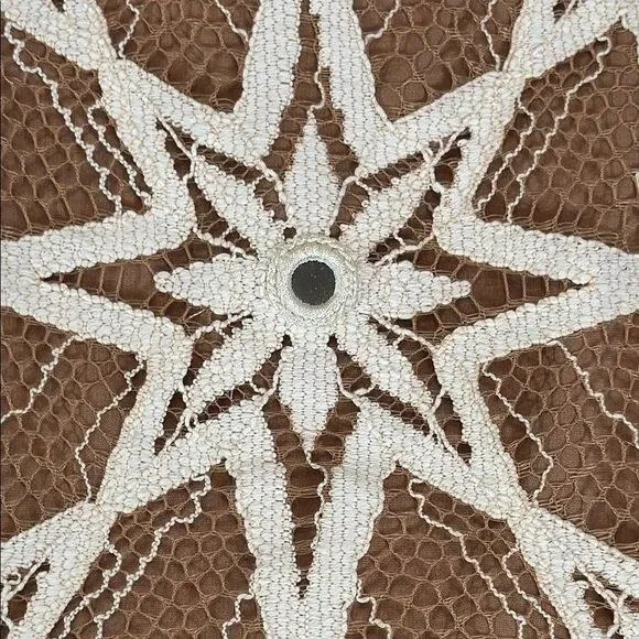 Tan Crop Blouse with Graphic Mandarin Collar - Picture 4 of 4